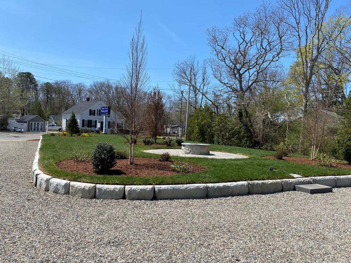 Cape Cod Wishing Well Motel Harwich Port Buitenkant foto